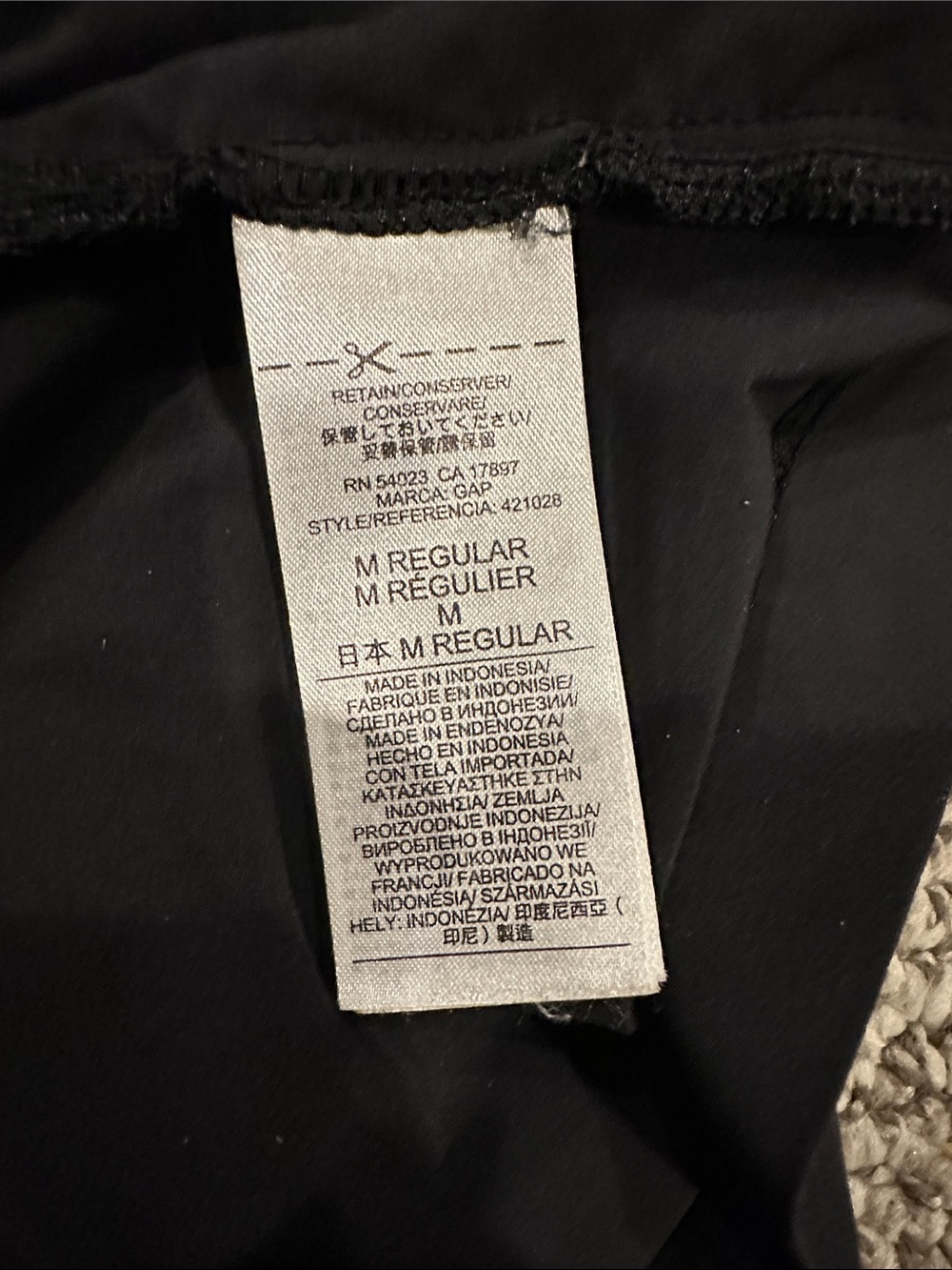 GAP Black Racerback Tank Top - Picture 2 of 4